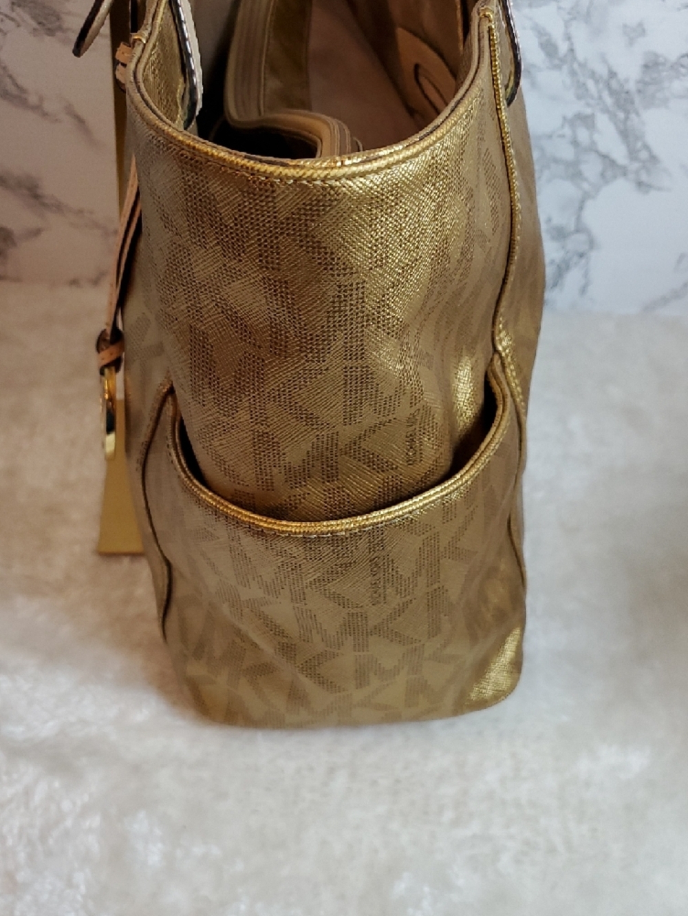 Michael Kors Gold Metallic Jet Set East West MK Logo Tote - Picture 8 of 14